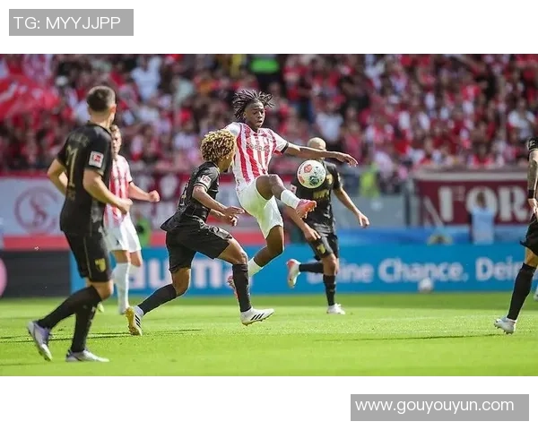 欧联杯阿森纳大胜波尔图红牌事件引发全场热议战术解析与反思