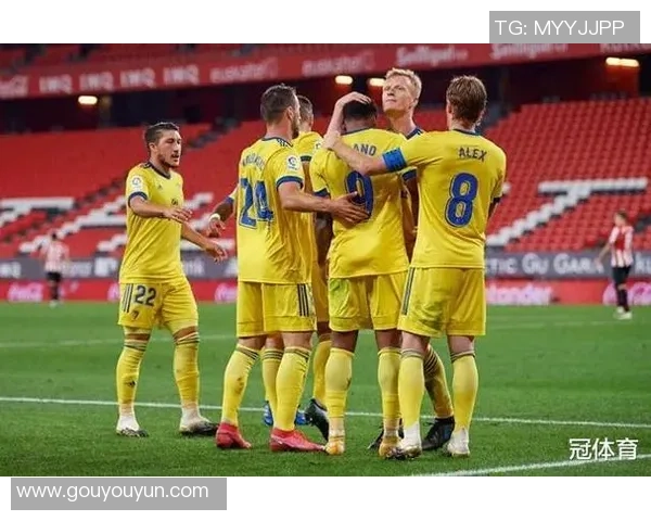 西甲精彩对决拜仁大胜莱比锡乌龙球成比赛转折点战术分析