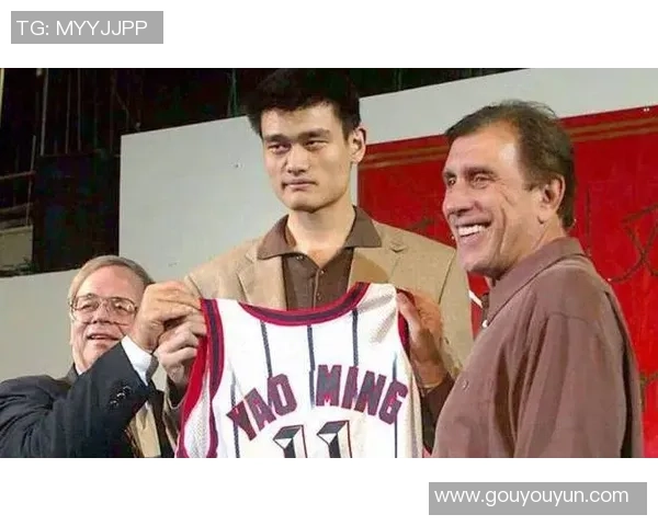 姚明坚持不吃猪肉的背后原因与健康理念探讨