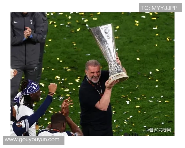 欧联杯精彩对决巴萨3-0热刺绝杀瞬间引爆全场十大进球回顾