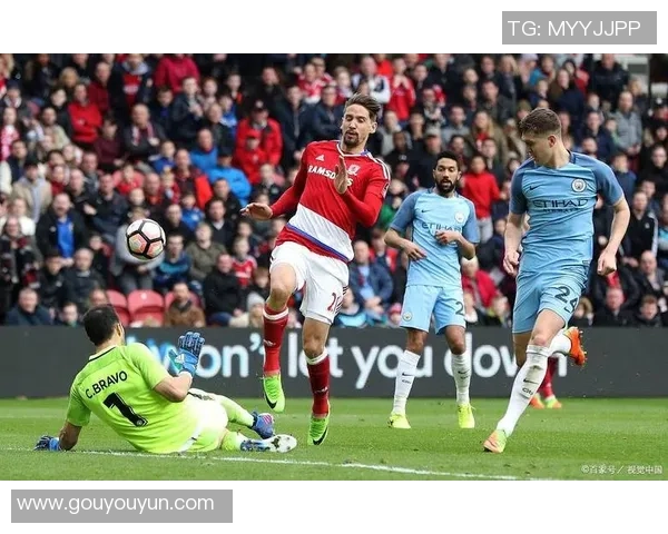 欧联杯激战尤文图斯与曼城互交白卷门将神扑成比赛焦点