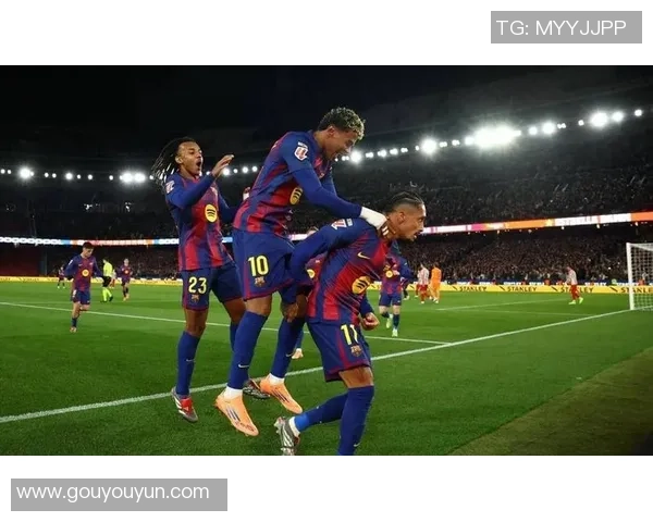 英超激战：尤文图斯逆转巴萨乌龙球成比赛转折点全场沸腾