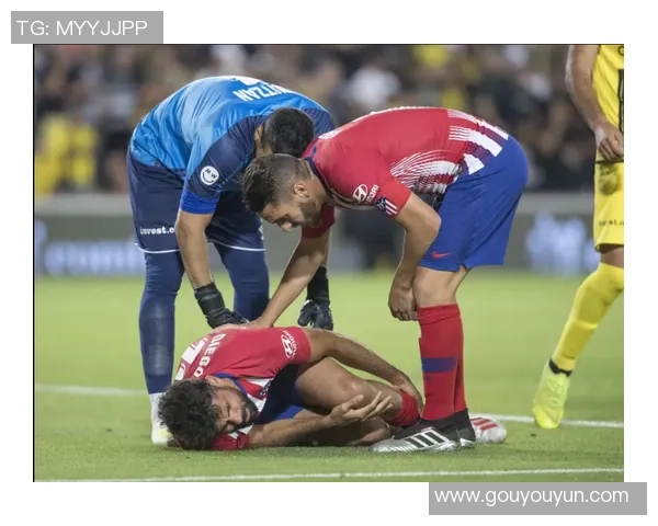 友谊赛精彩对决AC米兰与马竞战成平局红牌事件引发全场热议 友谊赛精彩对决AC米兰与马竞战成平局红牌事件引发全场热议