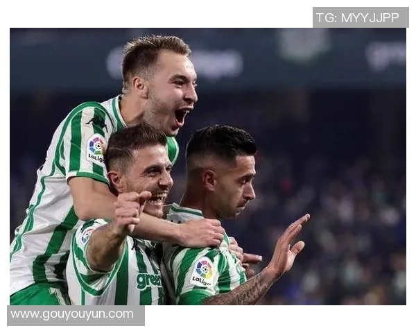 欧联杯惊喜时刻那不勒斯逆转里昂全场沸腾战报解析