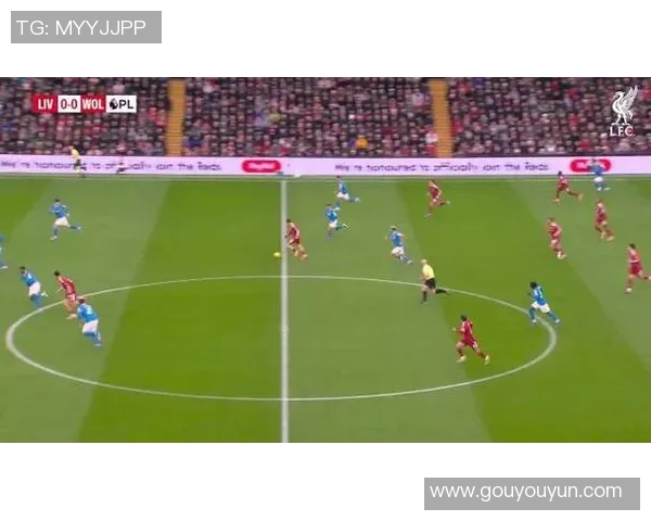 英超激战:那不勒斯险胜波尔图红牌事件引发全场热议与争议 英超激战:那不勒斯险胜波尔图红牌事件引发全场热议与争议