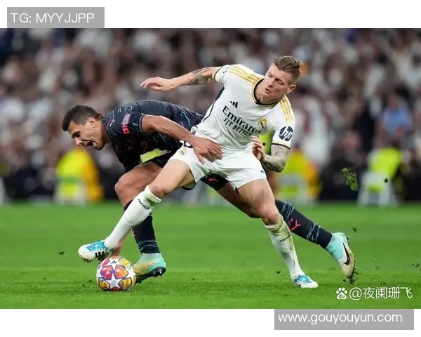 中超精彩对决皇马与巴黎圣日耳曼战平点球大战引发全场热烈反响