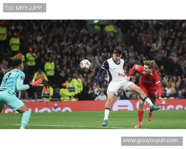 中超热刺与皇马激战成平局神奇扑救引发转会热议