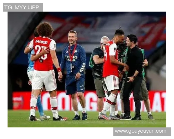 切尔西在足总杯中大胜本菲卡乌龙球成比赛转折点引发热烈讨论