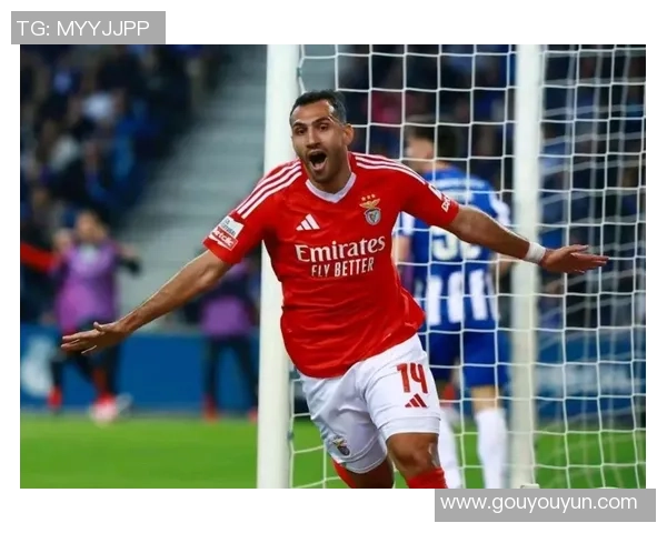 德甲激战本菲卡逆转巴黎圣日耳曼红牌事件引发全场热议战术解析