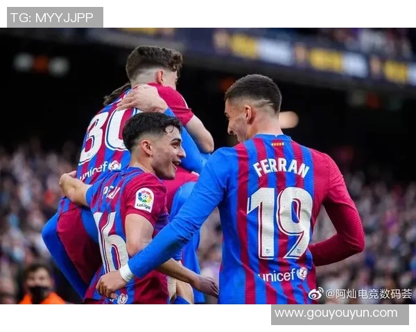 那不勒斯逆袭巴萨3-2神奇扑救成比赛转折点引发全场狂欢