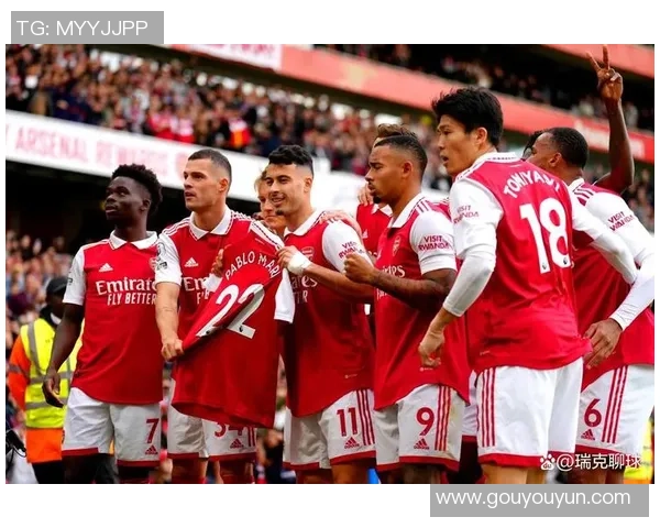 阿森纳狂胜曼联五球大捷友谊赛精彩瞬间回顾与分析 阿森纳狂胜曼联五球大捷友谊赛精彩瞬间回顾与分析
