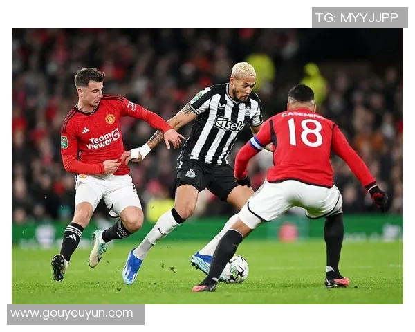 足总杯激战曼联与曼城握手言和绝杀瞬间点燃全场激情 足总杯激战曼联与曼城握手言和绝杀瞬间点燃全场激情